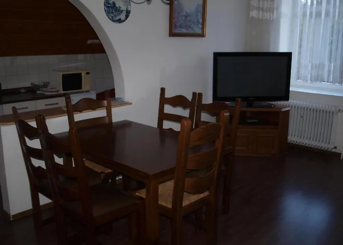 Penzion Kuba 公寓 Smržovka